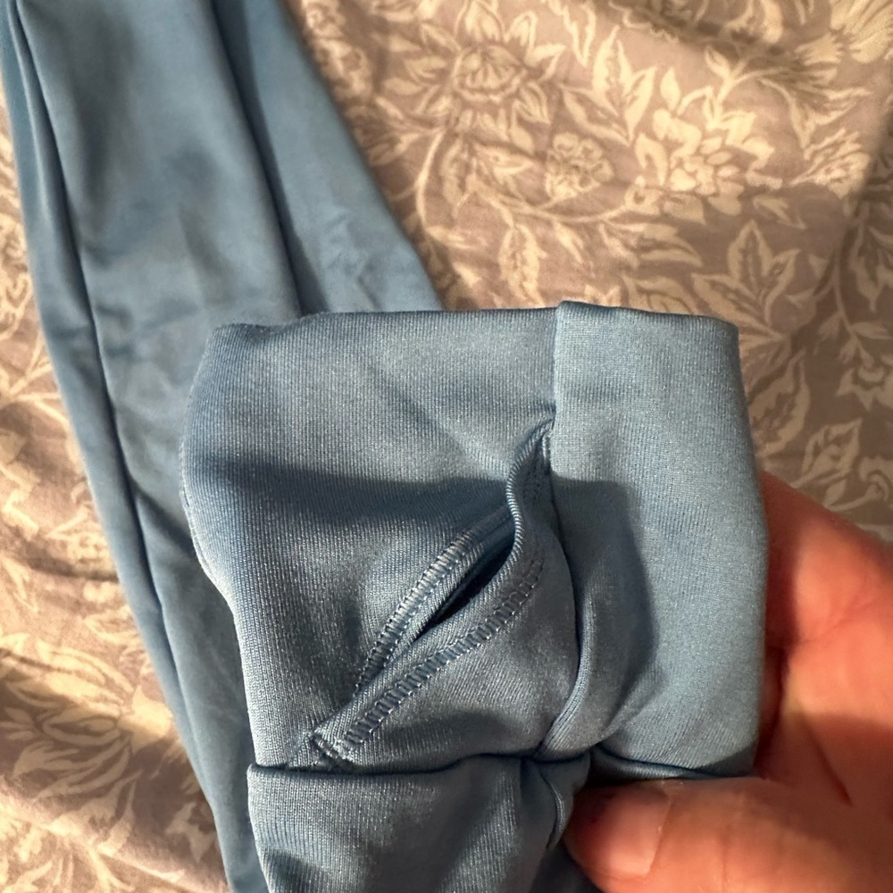 Under Armour Women's Light Blue Quarter-Zip Sweatshirt - Picture 7 of 7